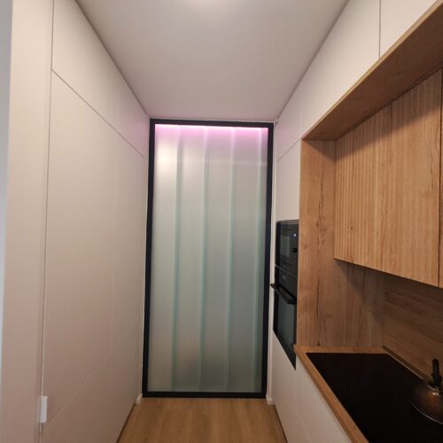 GL_85FI * prosklená příčka s led osvětlením RD